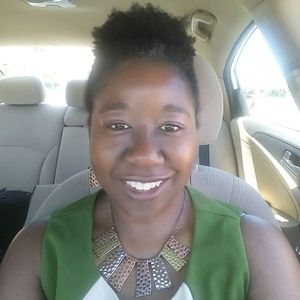 Meet your Posher, Angela